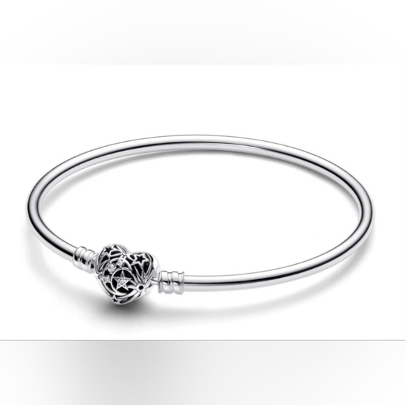 Pandora Jewelry - Nwt Pandora Celestial Heart Clasp Bangle Size 6.7/small